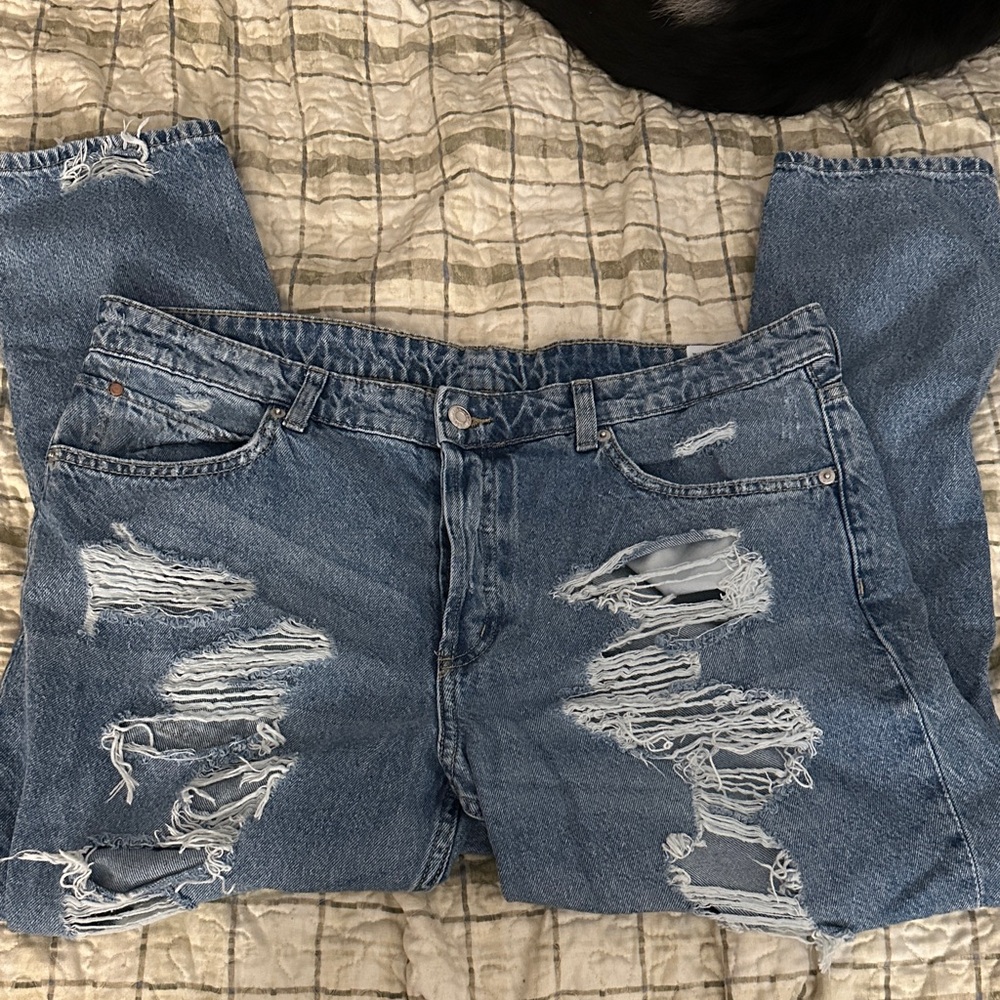 High Rise Distressed Blue Jeans